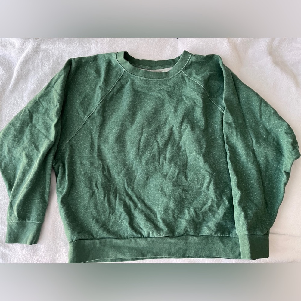 GAP crewneck
